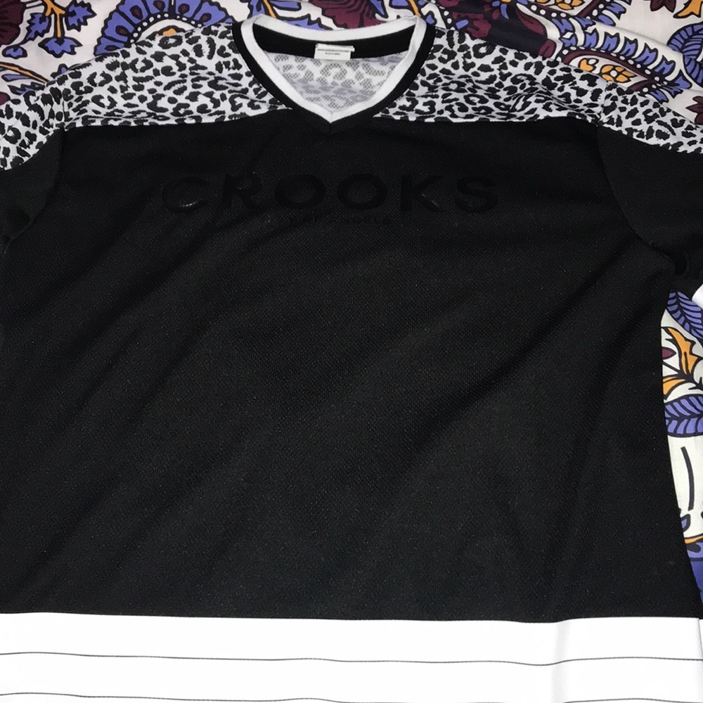 Crooks and castles Jersey